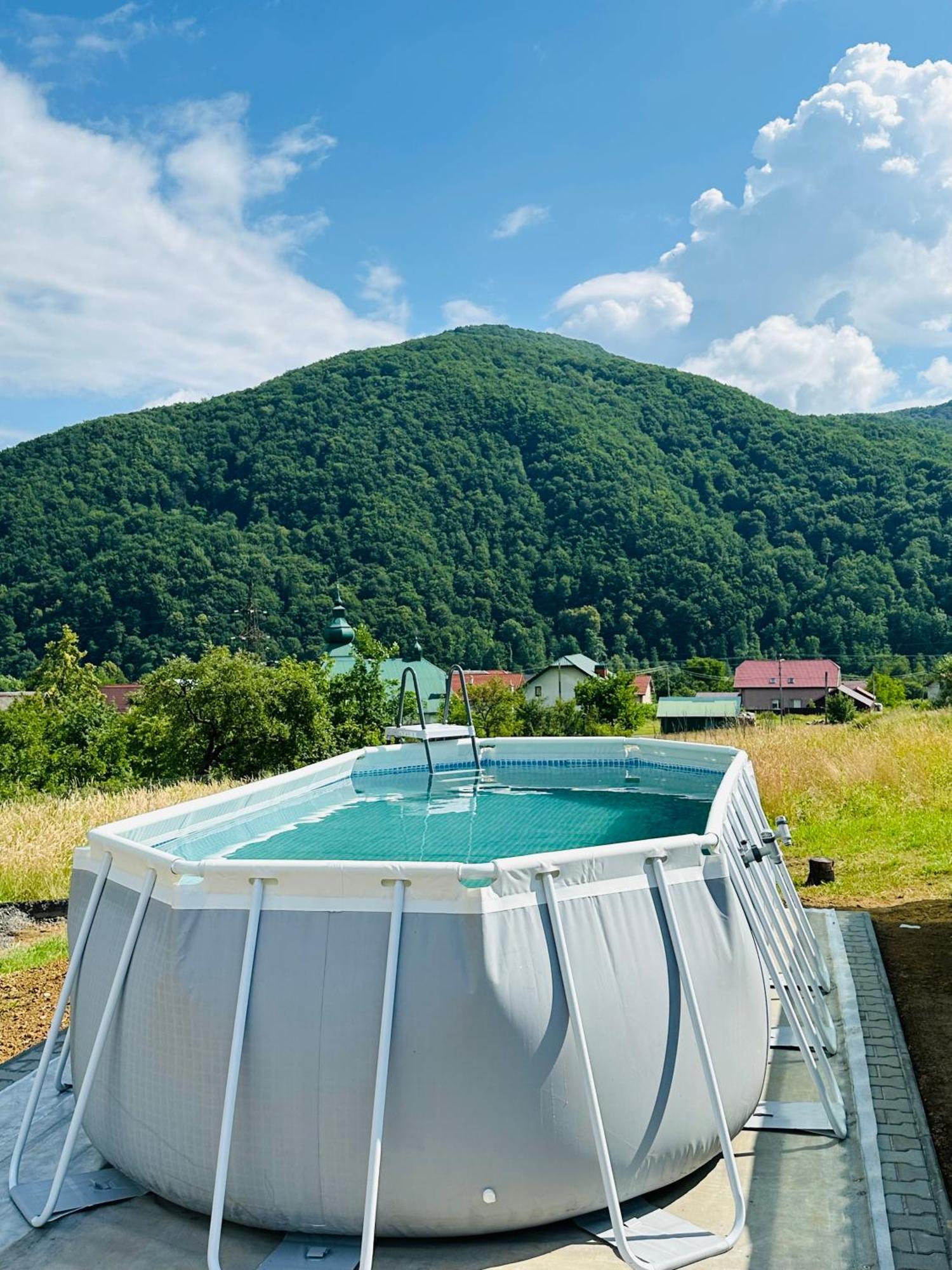 Еко Дім З Соломи Vila Solochin Exterior foto